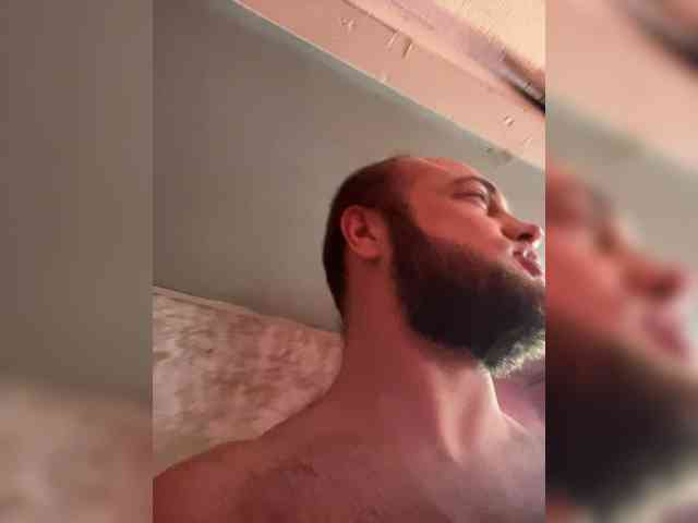 Family707 Live Webcam on BongaCams