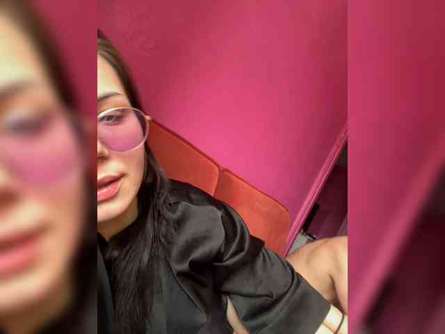 Family707 Live Webcam on BongaCams