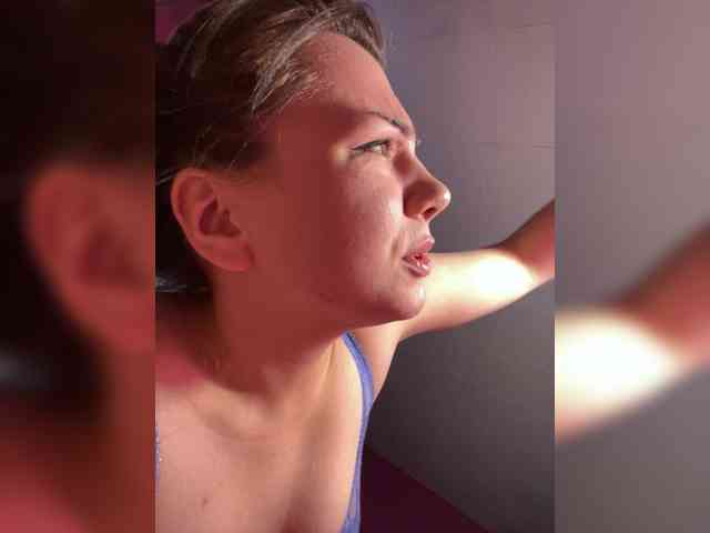 Family707 Live Webcam on BongaCams