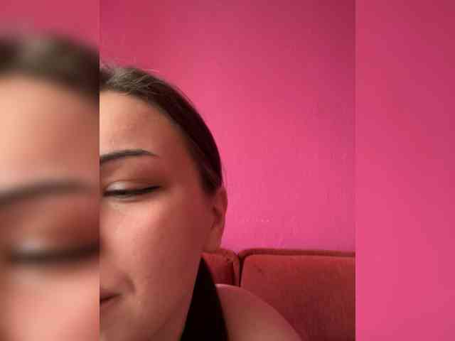 Family707 Live Webcam on BongaCams