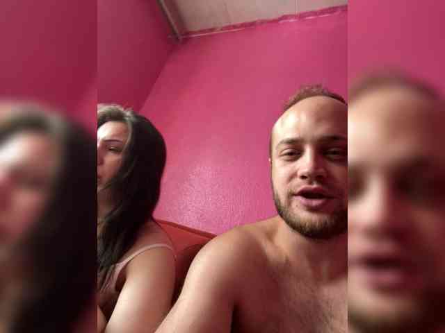 Family707 Live Webcam on BongaCams