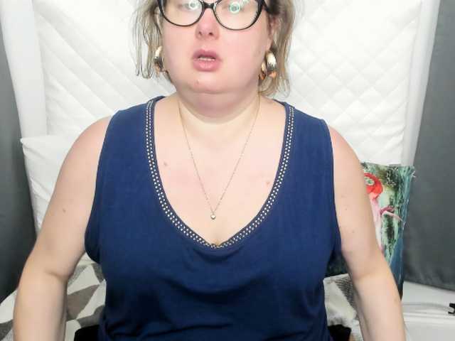 BonnieFlirt's BongaCams show and profile