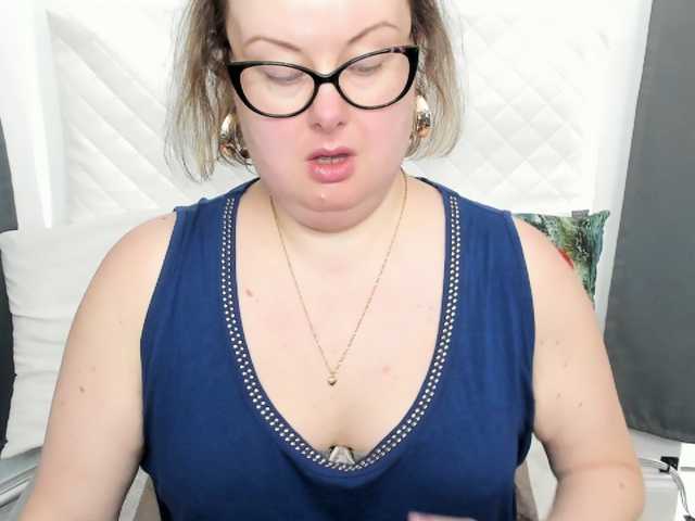 BonnieFlirt's BongaCams show and profile