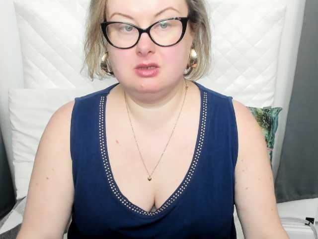 BonnieFlirt's BongaCams show and profile