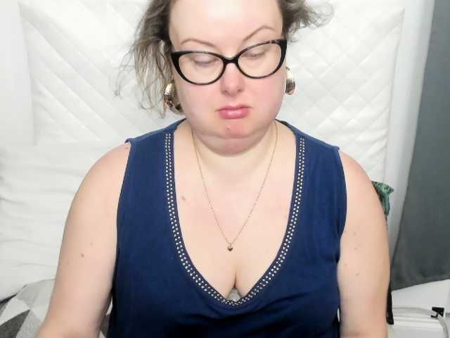 BonnieFlirt's BongaCams show and profile