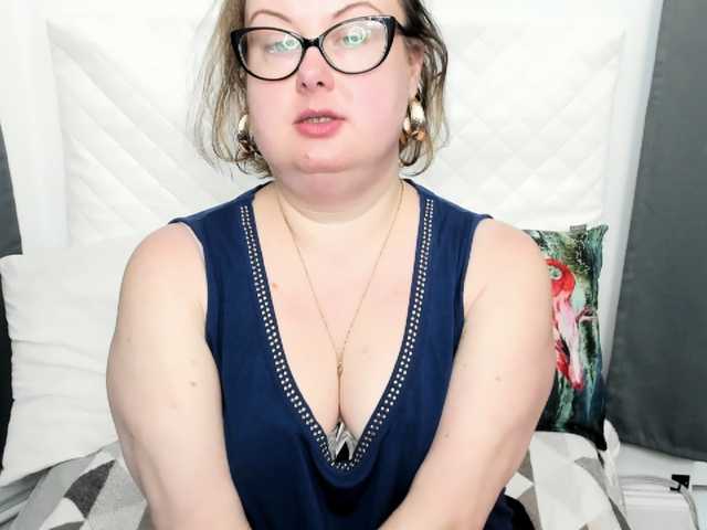 BonnieFlirt's BongaCams show and profile