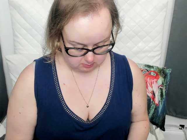 BonnieFlirt's BongaCams show and profile