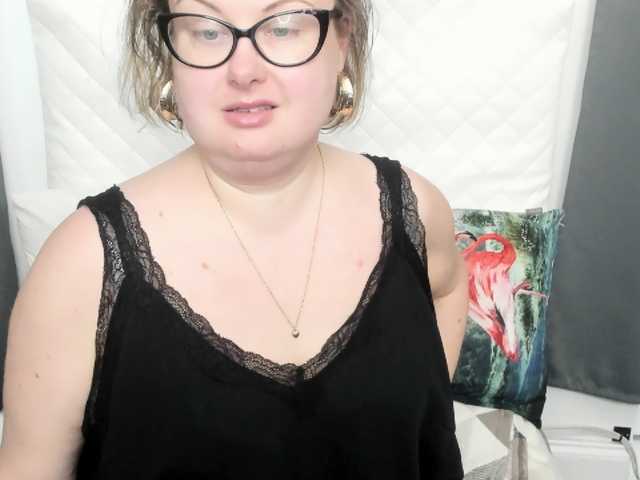 BonnieFlirt's BongaCams show and profile