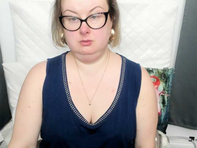 BonnieFlirt's BongaCams show and profile