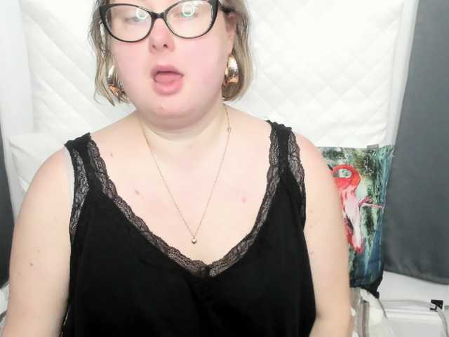 BonnieFlirt's BongaCams show and profile