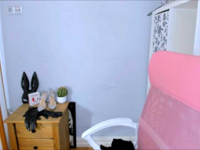 DonnaGirlX's BongaCams show and profile