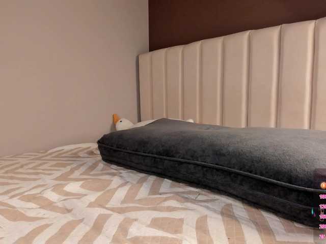 hellewkitty's BongaCams show and profile