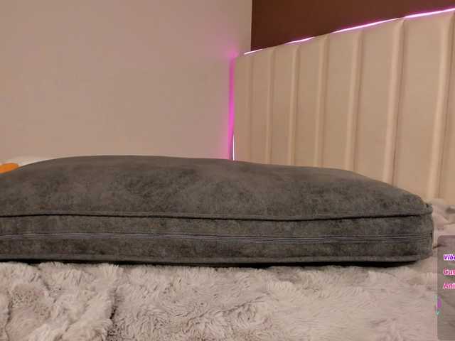 hellewkitty's BongaCams show and profile