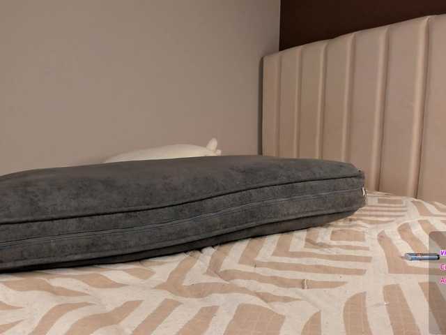 hellewkitty's BongaCams show and profile