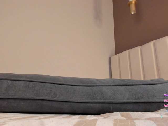 hellewkitty's BongaCams show and profile