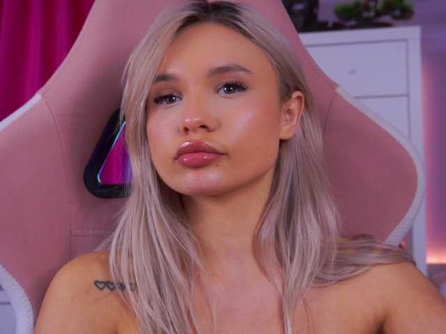 JessyBelle's BongaCams show and profile