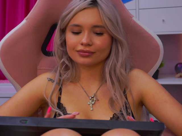 JessyBelle's BongaCams show and profile