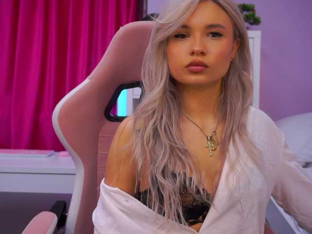 JessyBelle's BongaCams show and profile