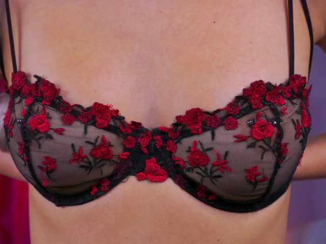 JessyBelle's BongaCams show and profile