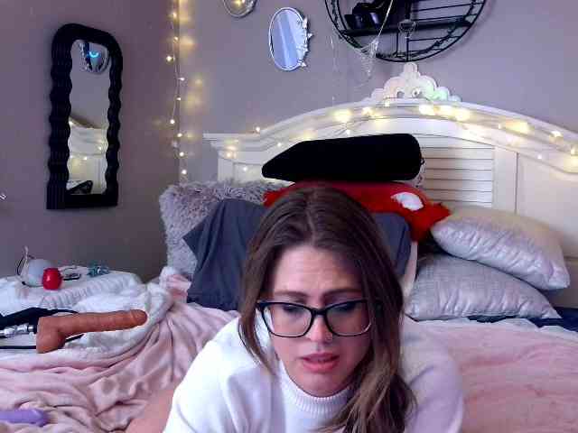 SexyLittleWhisper SexyLittleWhisper