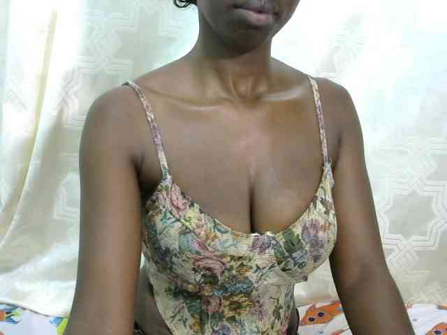 anitahnasty Live Webcam on BongaCams