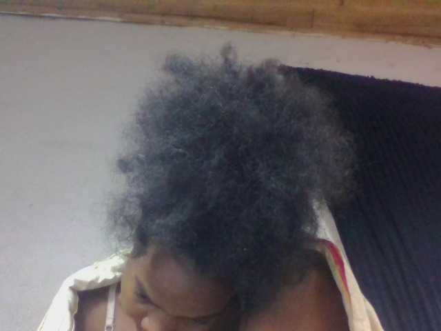 tsaralaza from BongaCams is Freechat