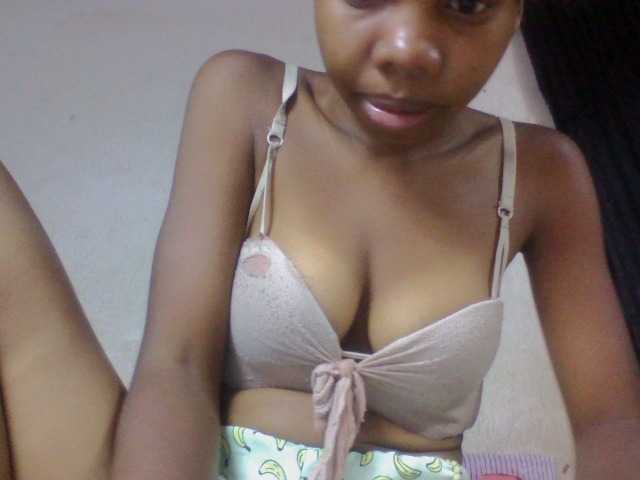 tsaralaza from BongaCams is Freechat