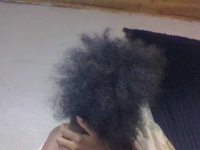 tsaralaza from BongaCams is Freechat