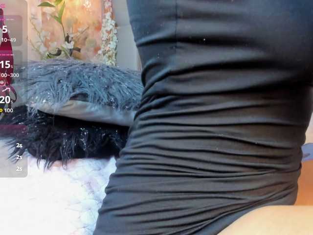 Estrellaa11's BongaCams show and profile