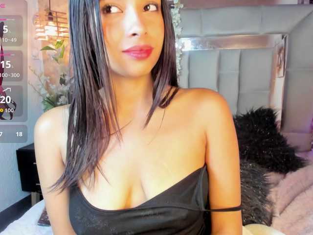 Estrellaa11's BongaCams show and profile