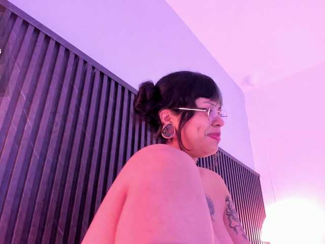 Amy-Carter's BongaCams show and profile