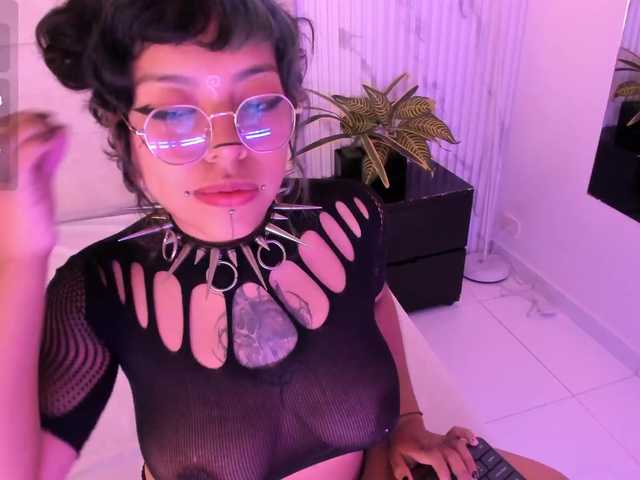 Amy-Carter's BongaCams show and profile