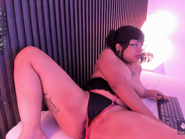 Amy-Carter's BongaCams show and profile