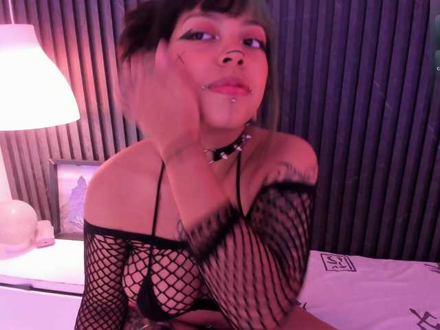 Amy-Carter's BongaCams show and profile