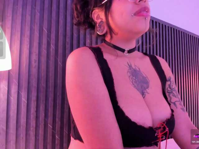 Amy-Carter's BongaCams show and profile