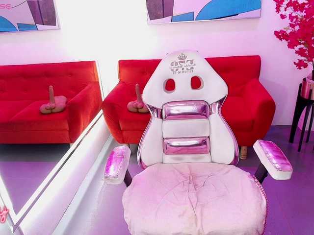 Bunnie-star's BongaCams show and profile