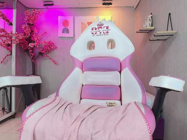 Bunnie-star's BongaCams show and profile