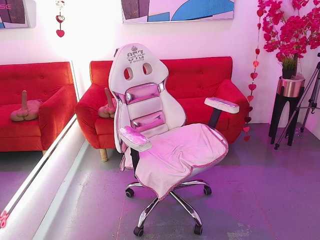 Bunnie-star's BongaCams show and profile