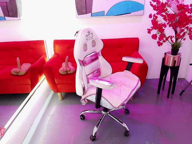 Bunnie-star's BongaCams show and profile