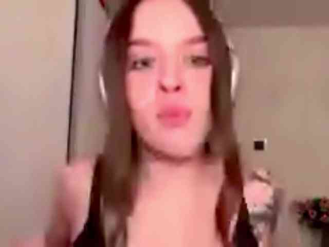 LuckyHailey webcam