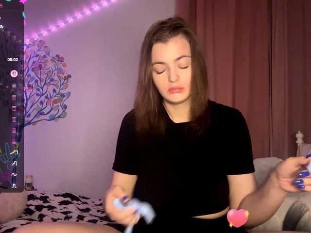 PeachBabe's BongaCams show and profile