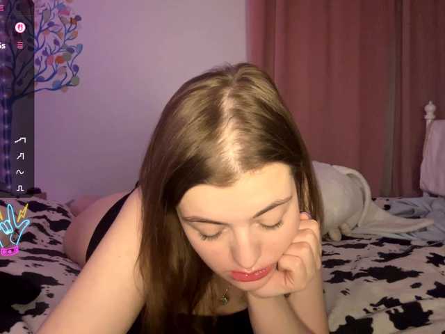 PeachBabe's BongaCams show and profile