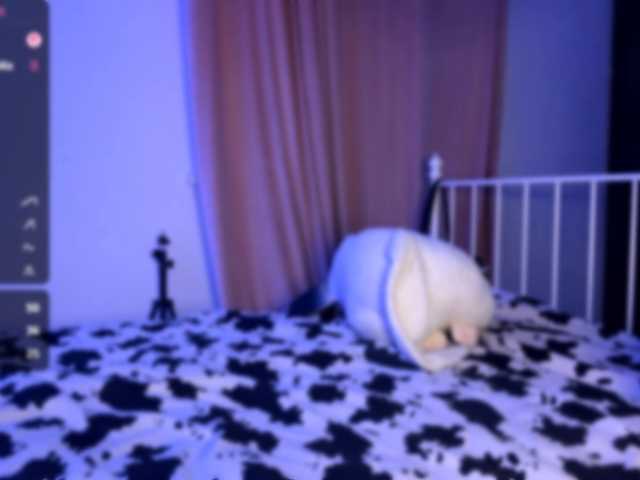 PeachBabe's BongaCams show and profile