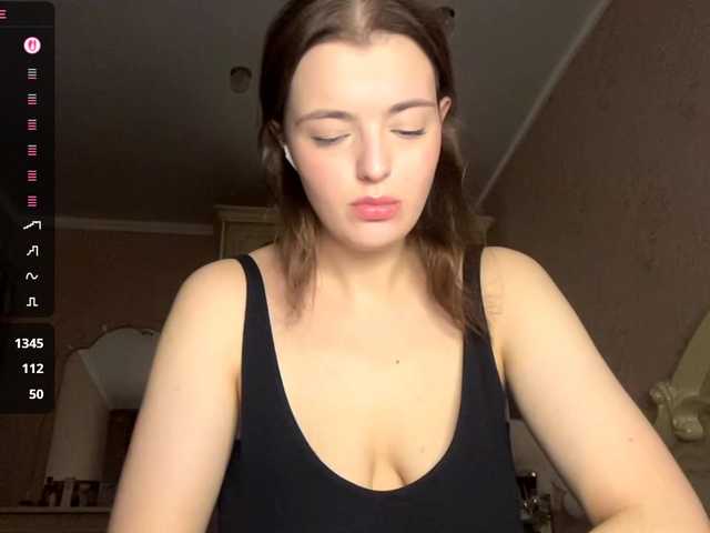 PeachBabe's BongaCams show and profile
