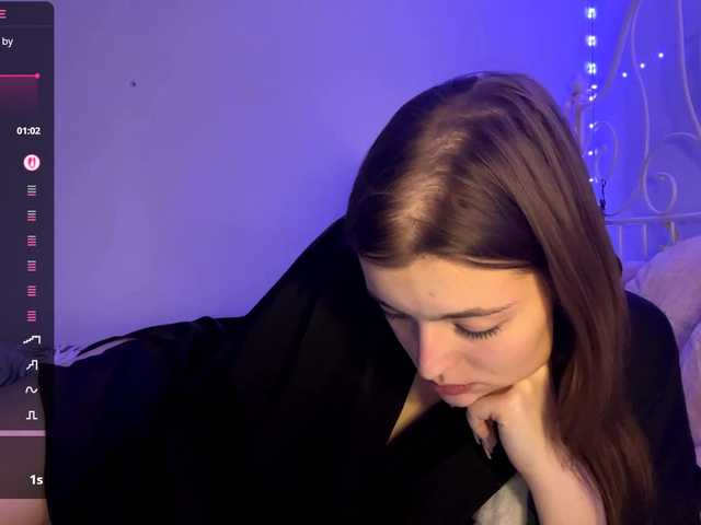 PeachBabe's BongaCams show and profile