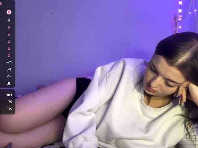 PeachBabe webcam