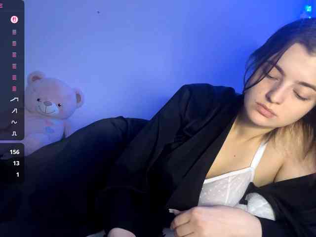 PeachBabe webcam