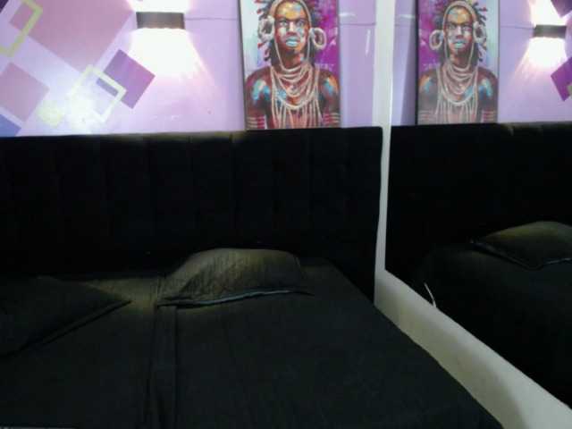 Melannyy--'s BongaCams show and profile