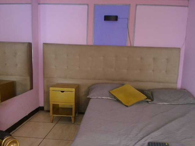 Melannyy--'s BongaCams show and profile