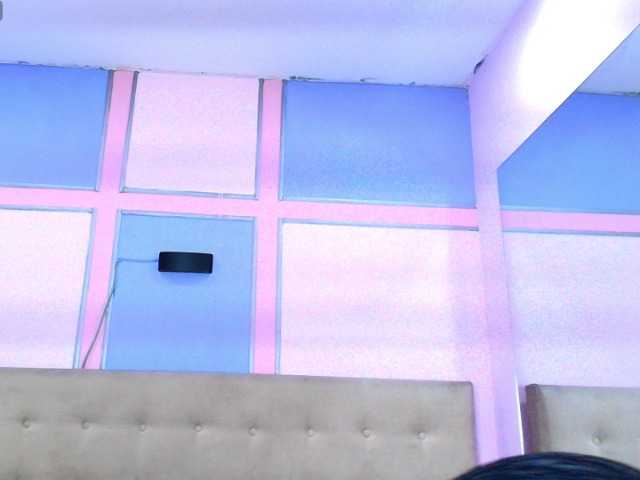 Melannyy--'s BongaCams show and profile